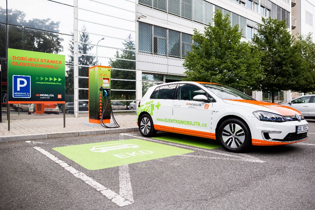 CEZ Group | ČEZ Electromobility Expands Fast Charging Network