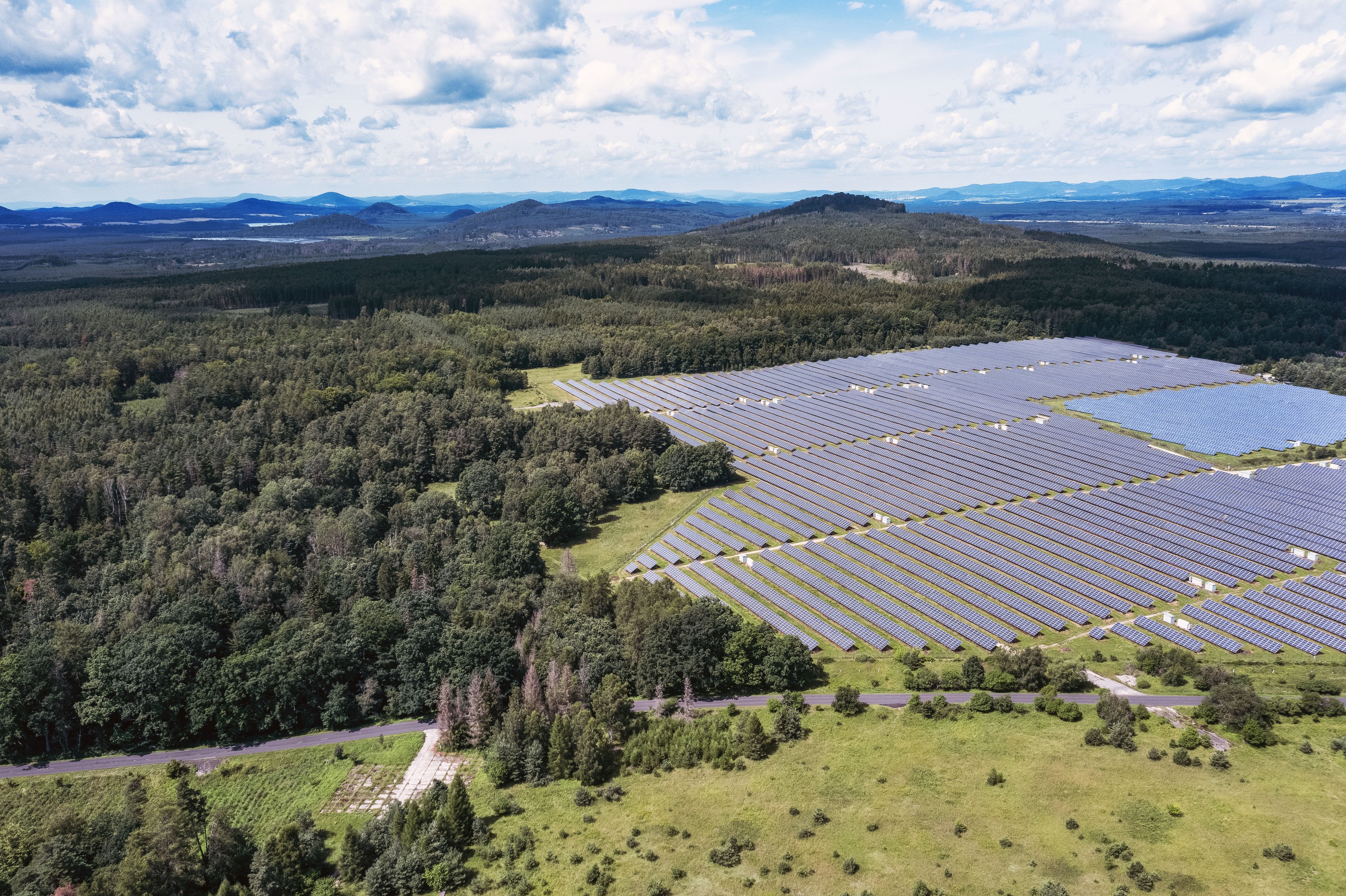 Lze pro projekty využít dosud opomíjené plochy? - ČEZ Obnovitelné zdroje fotovoltaické elektrárny