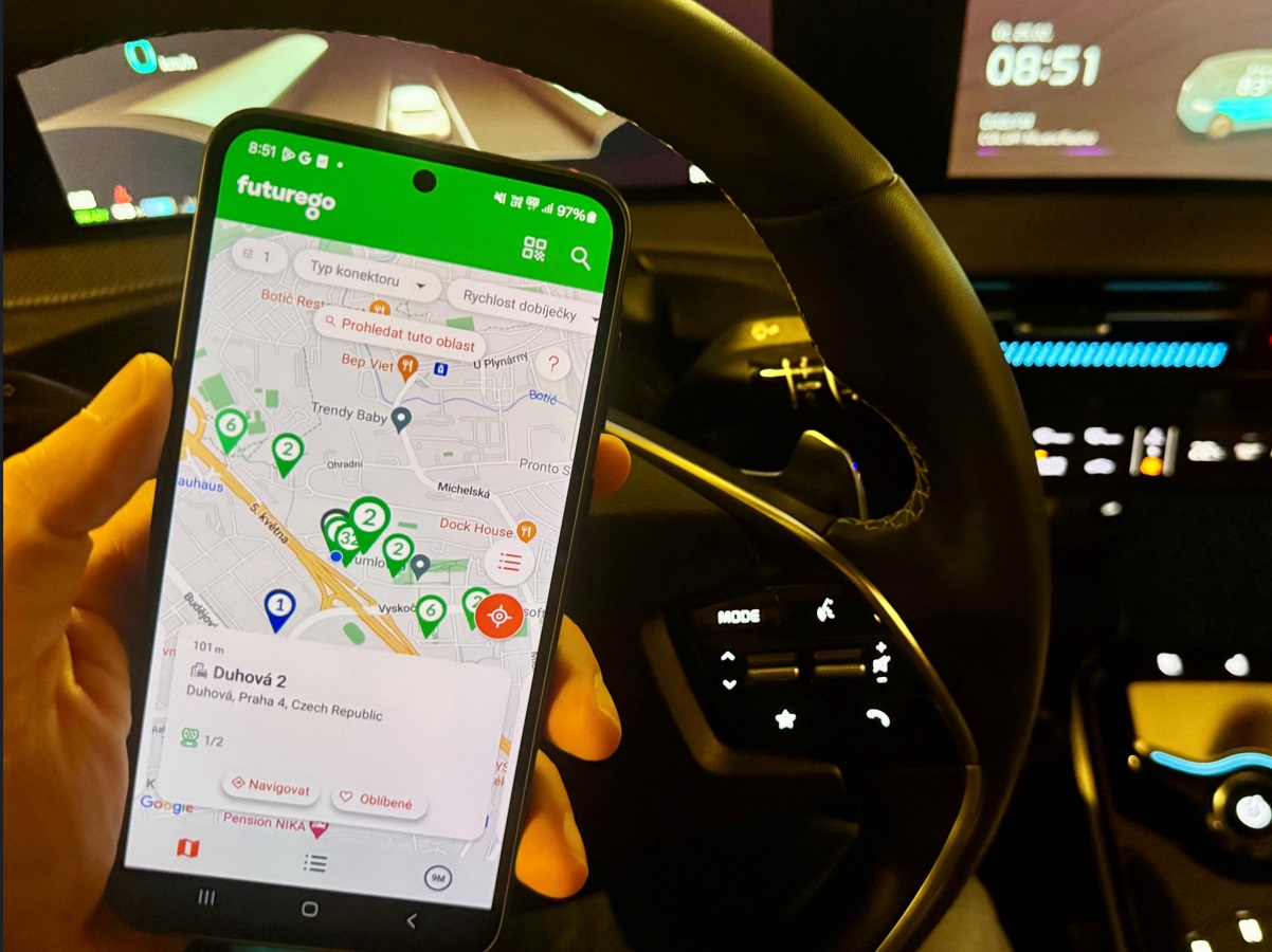 Na dovolenou k moři elektromobilem. ČEZ nabízí dobíjení již v 7 zemích