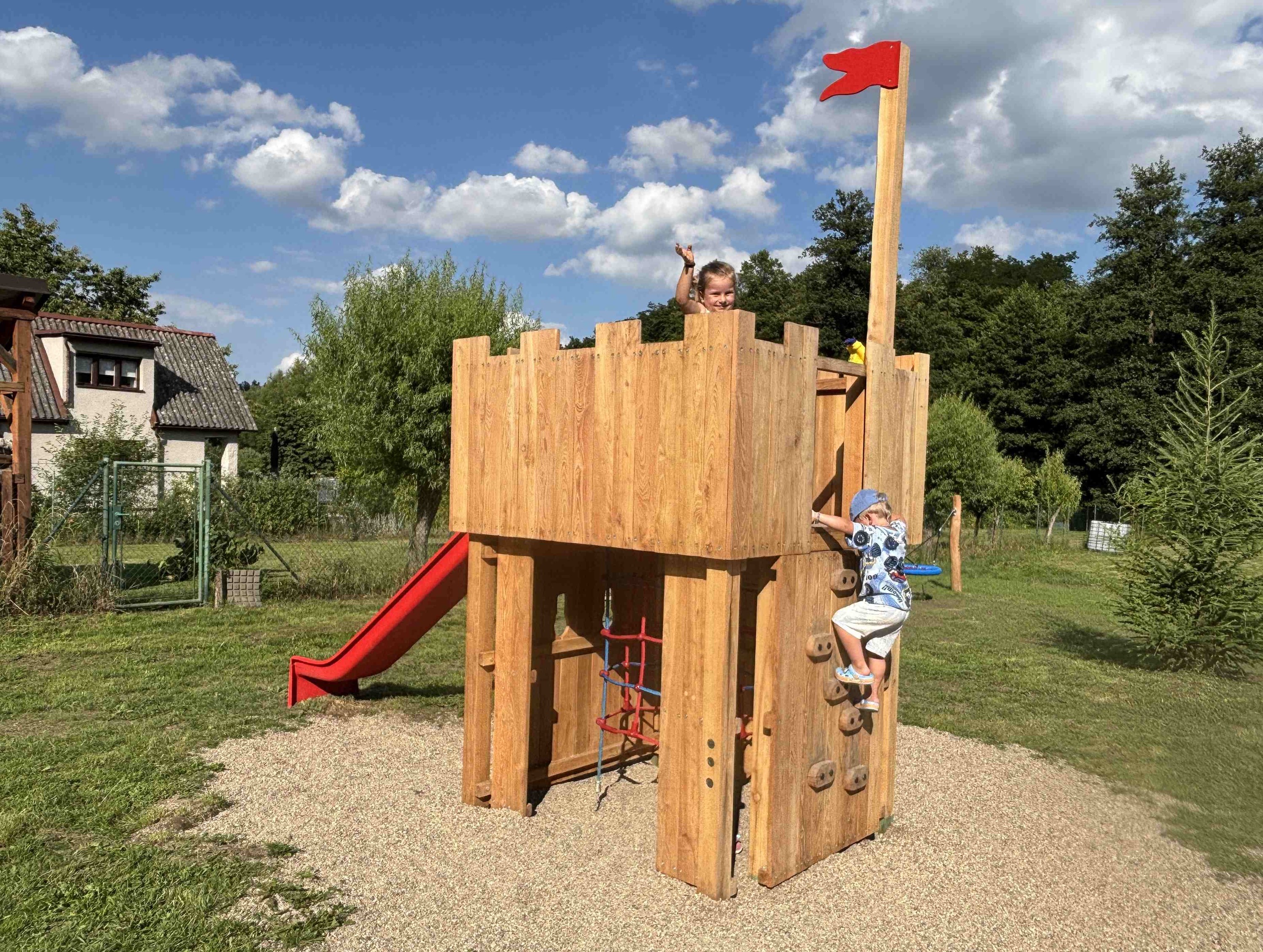 Oranžové hřiště Český Šternberk