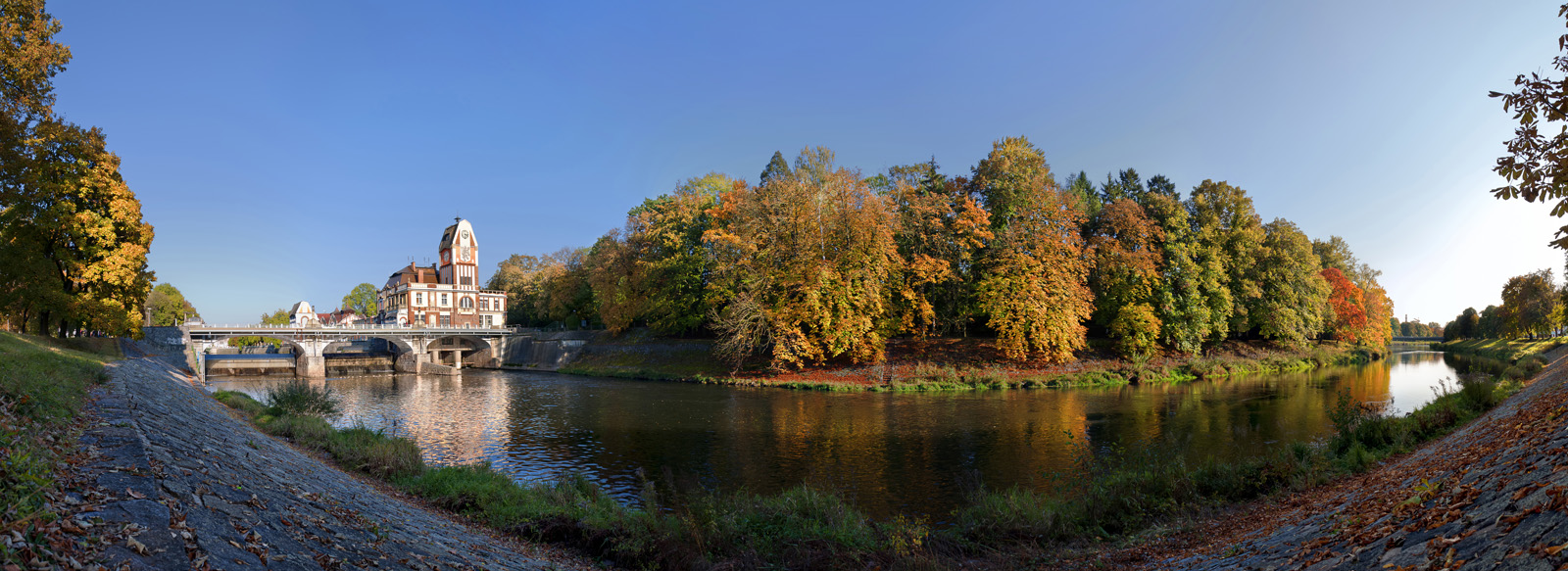 podzim-pano.jpg