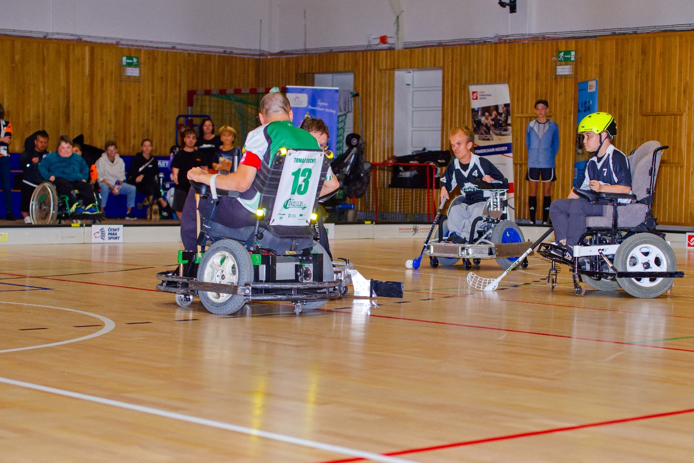 Zápas v Powerchair hockey v Plzni