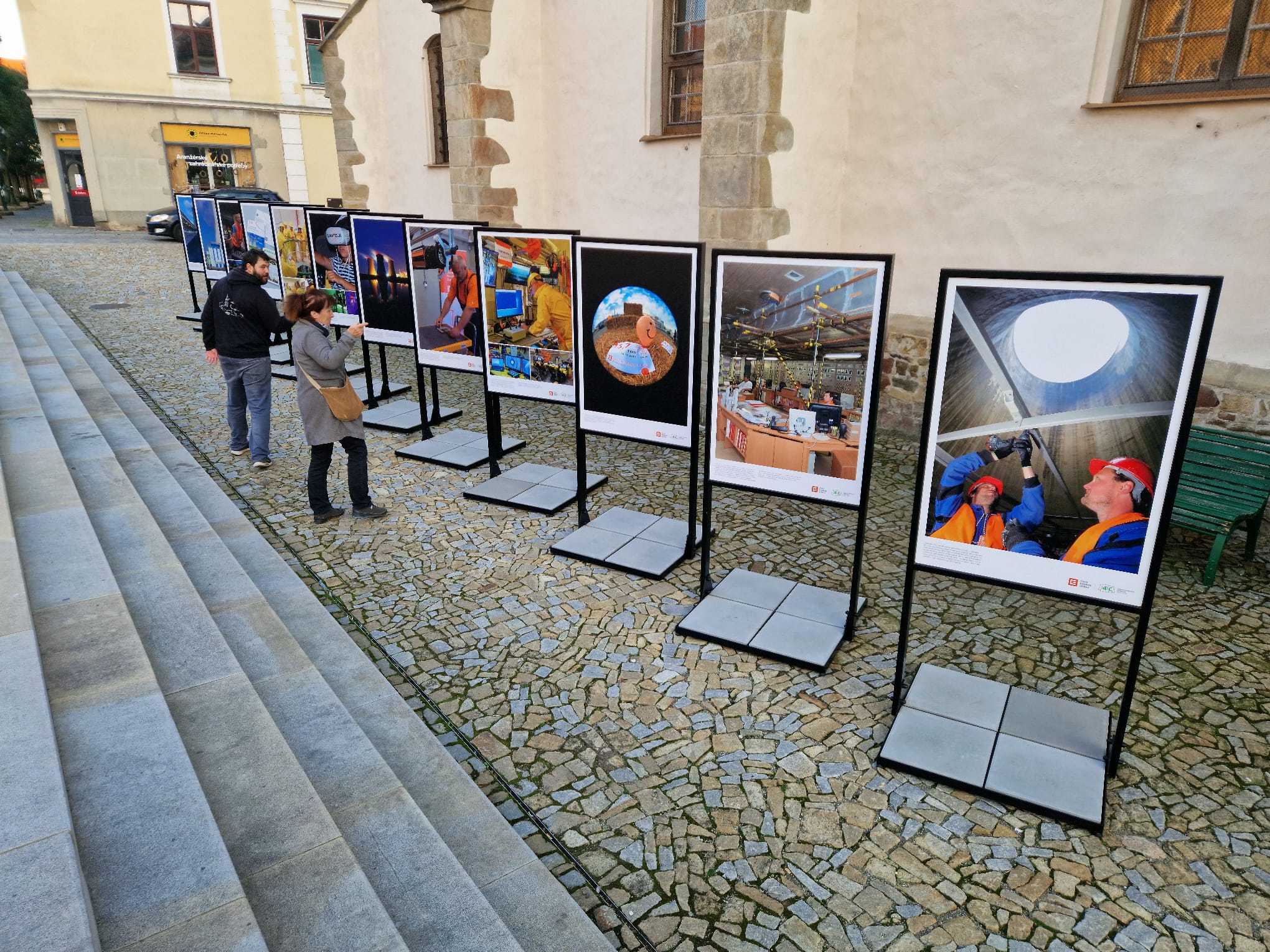 vystava-ivancice-40-edu-u-kostela.jpg