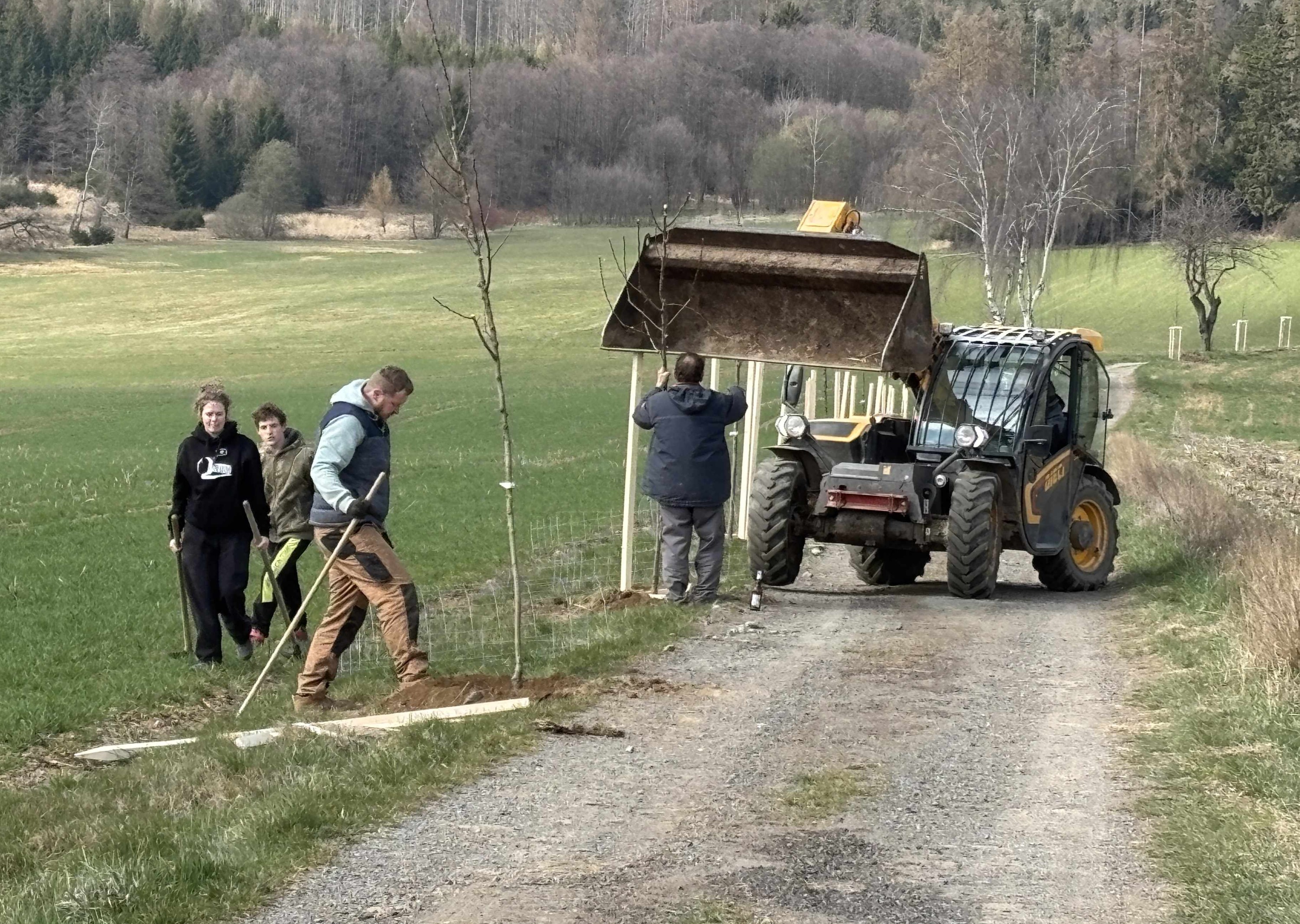 Grant Stromy Chmelná