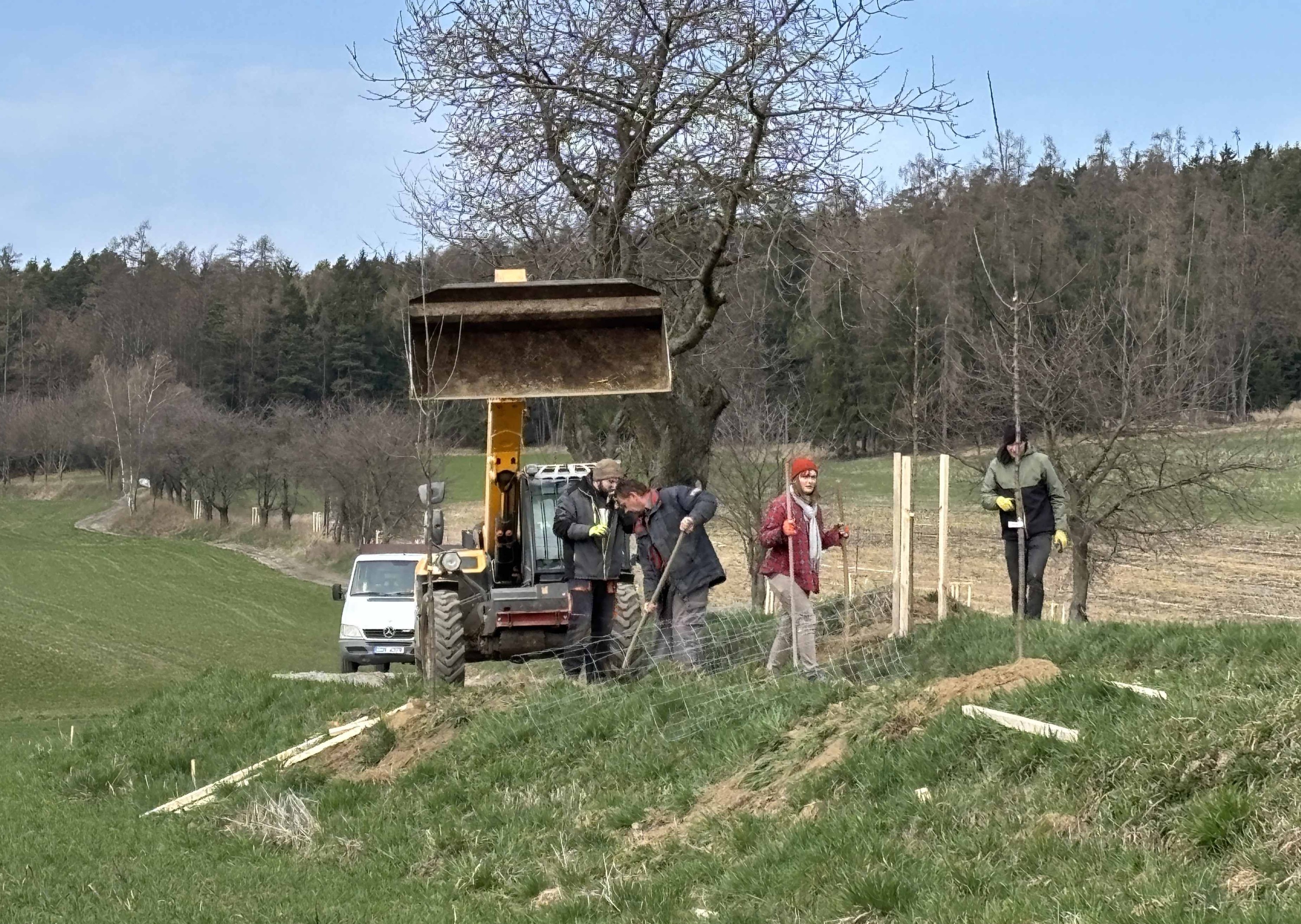 Grant Stromy Chmelná