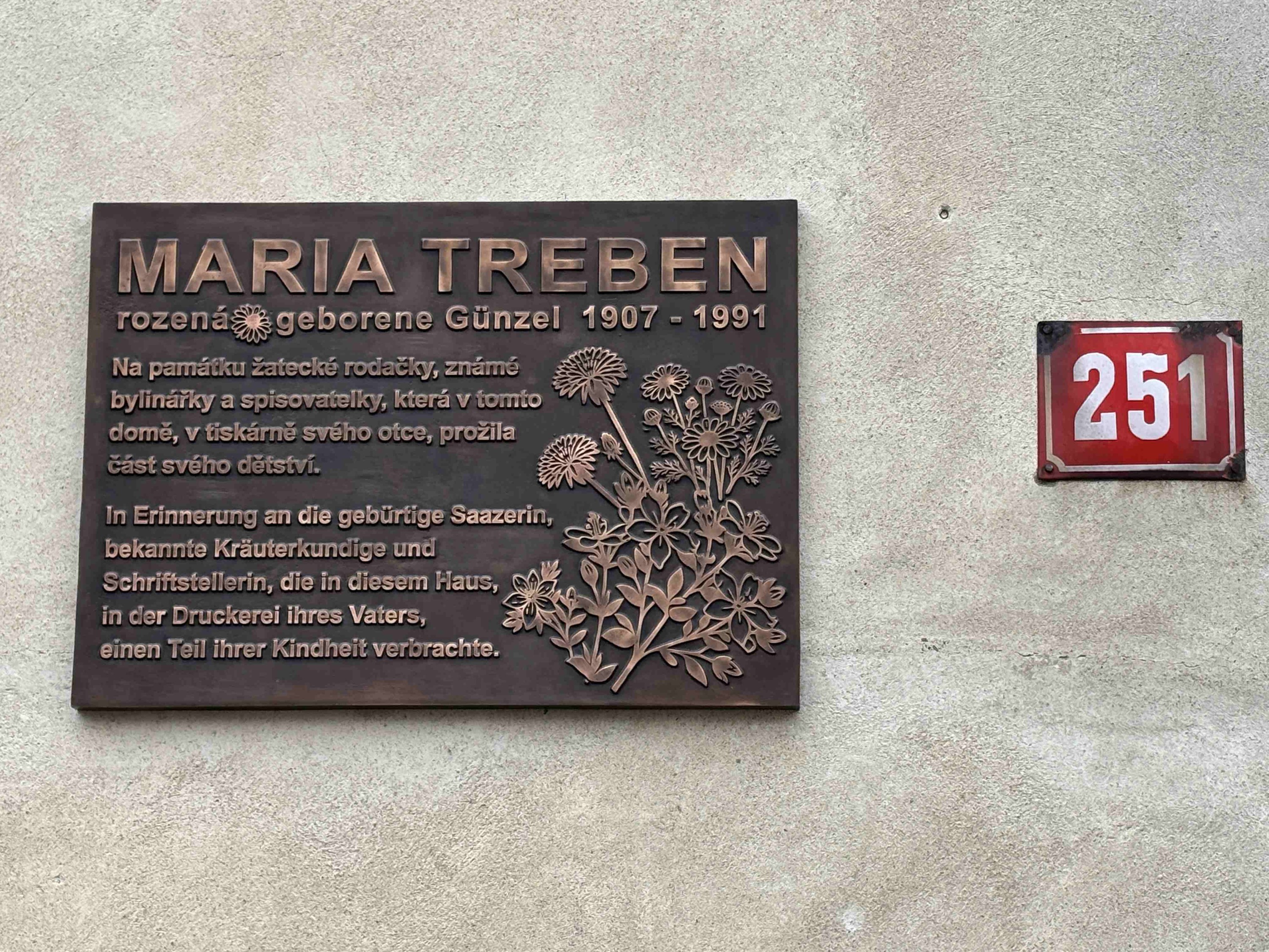 Pamětní deska Marie Treben