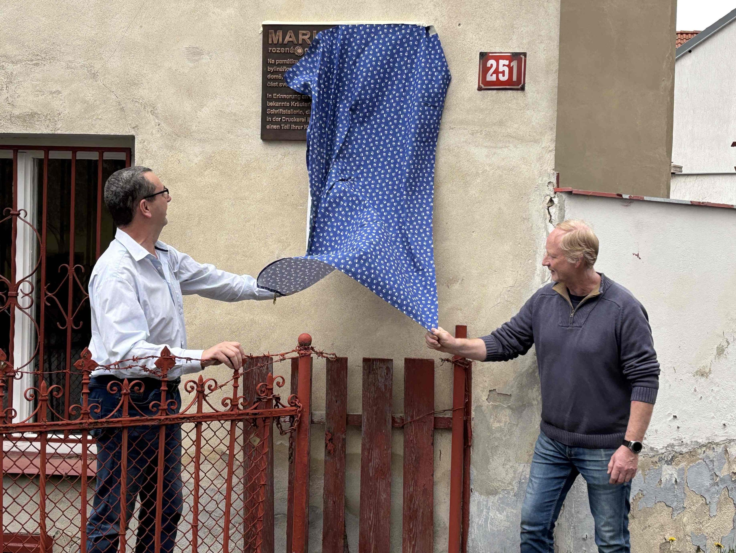 Pamětní deska Marie Treben