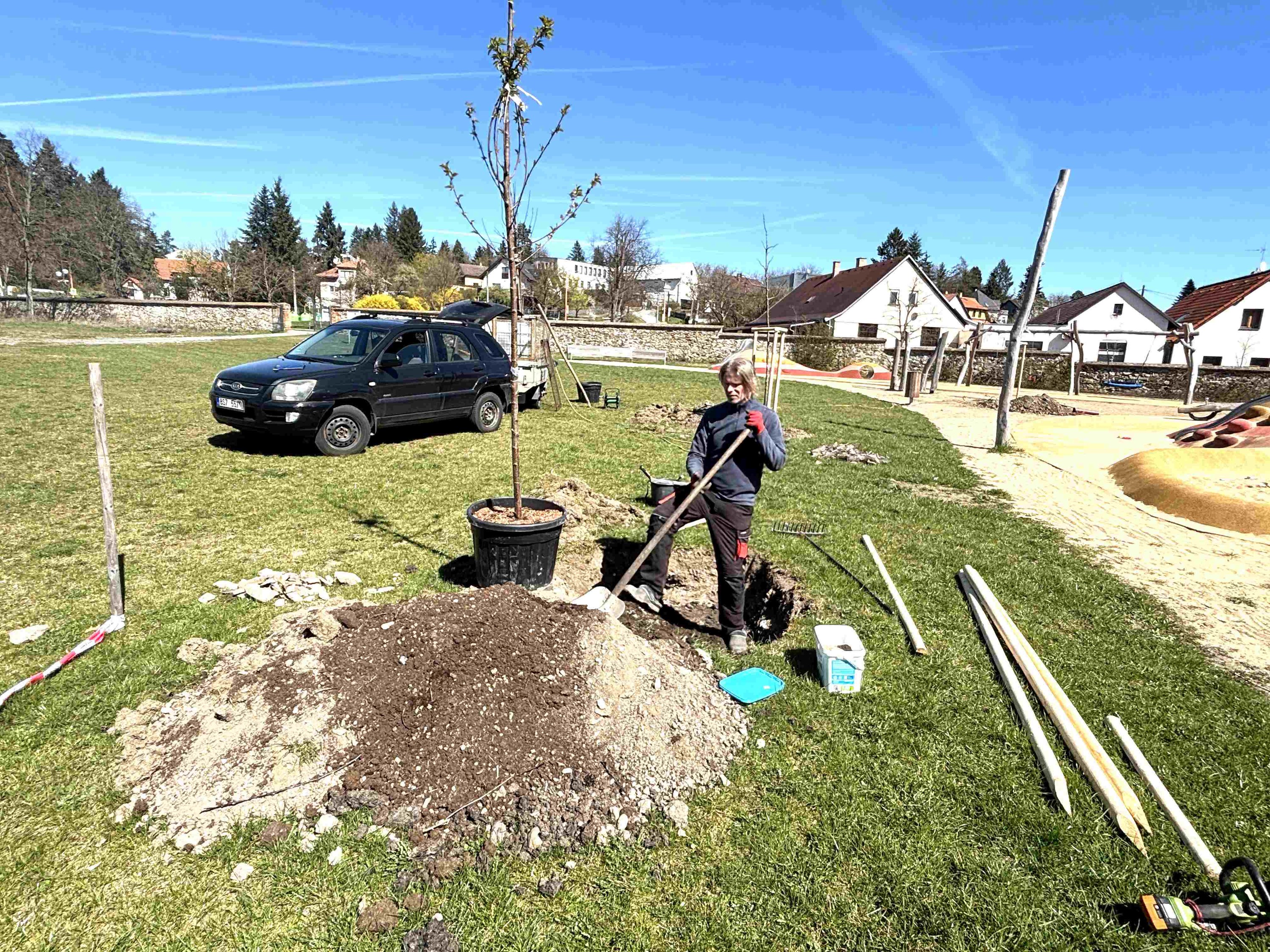 Grant Stromy Hradištko