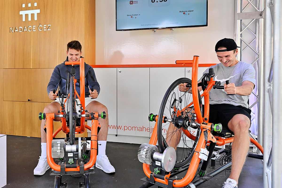 Na dobrou věc přispěli i hokejisté HC Škoda Plzeň