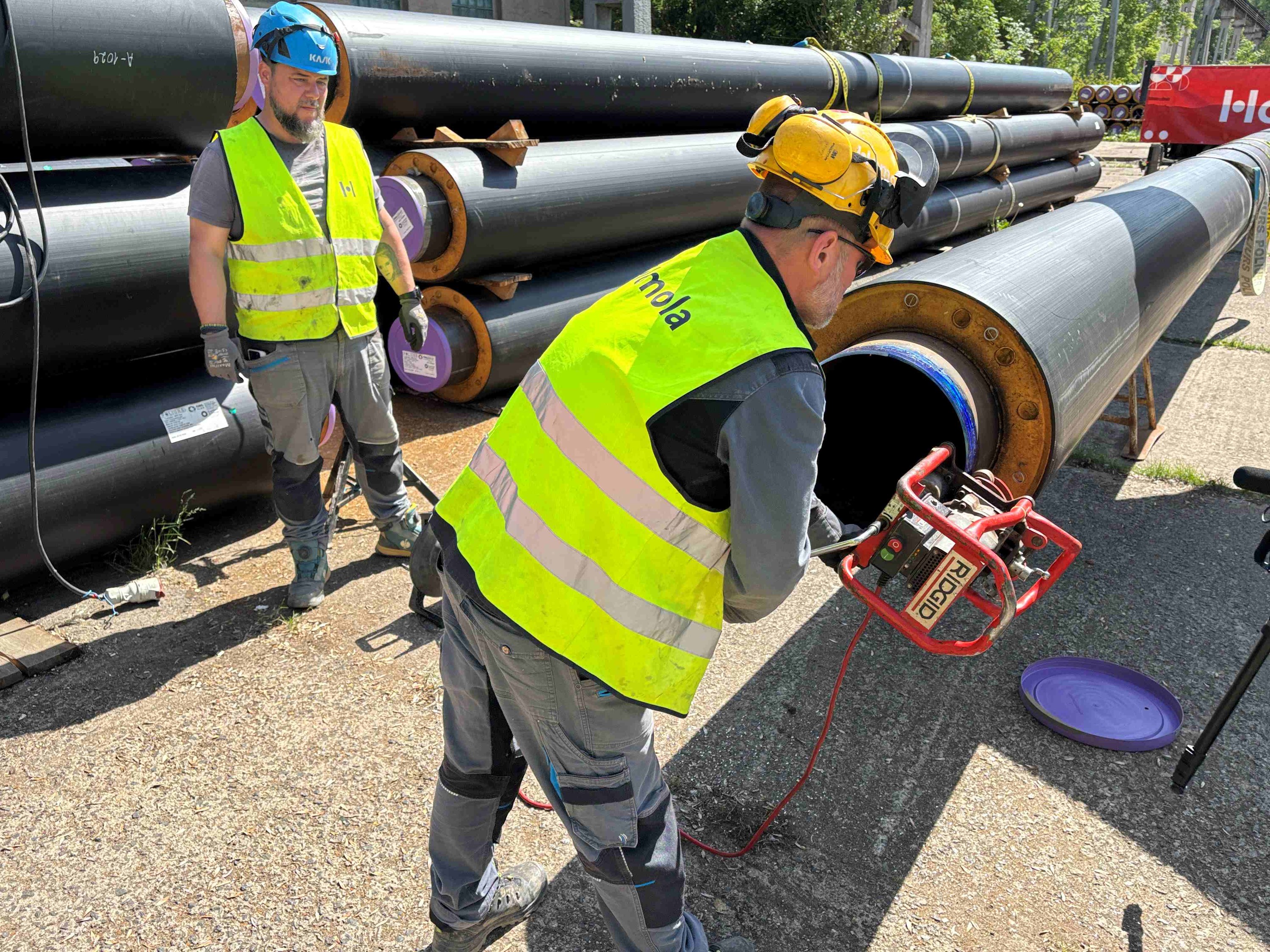 Horkovodní propoj z Elektrárny Prunéřov do Kadaně