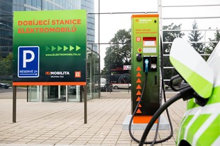 rychlodobíjecí stanice pro elektromobily