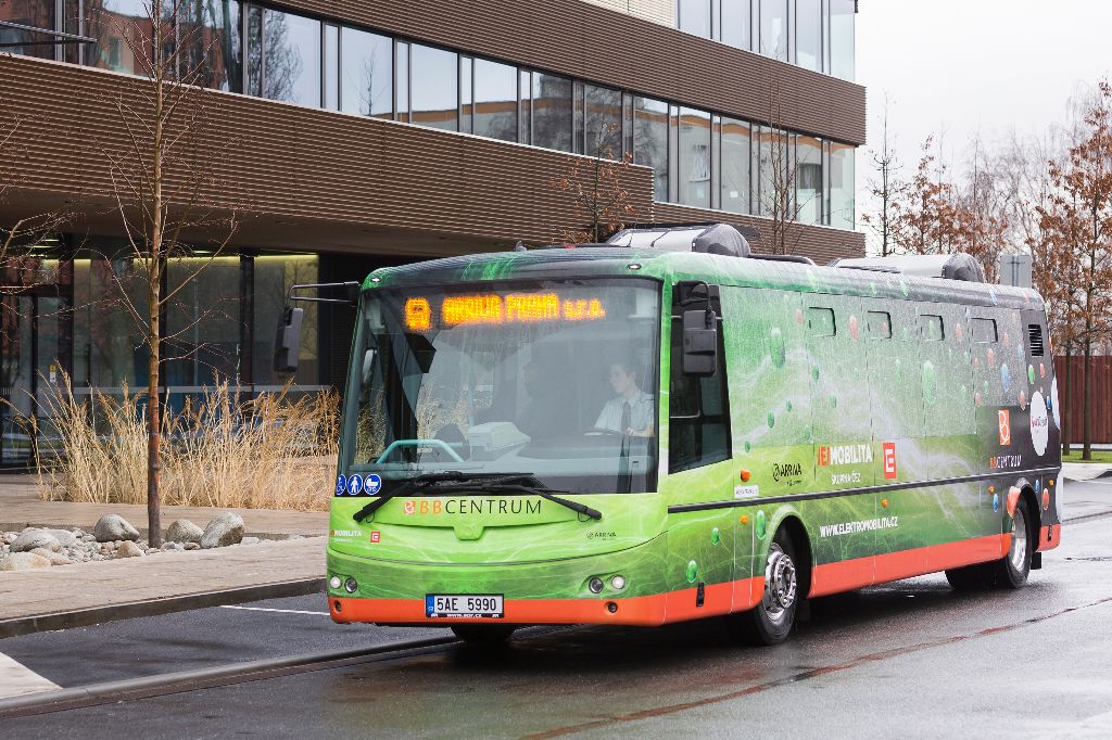 elektrobus_pst_cez_arriva_2.jpg