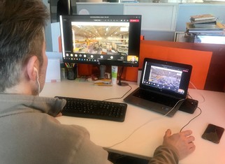 On-line hodinu fyziky rádi zprostředkujeme i vysokoškolákům.