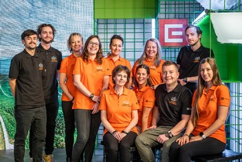 Těšíme se na vás VIRTUÁLNĚ V ELEKTRÁRNĚ! Z virtuálního studia plného poznatků a zážitků.