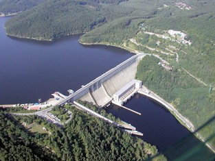 Vodní dílo a elektrárna Orlík