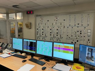 Velín vodní elektrárny Orlík