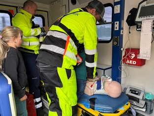 S první pomocí při záchraně lidského života seznamovali děti zdravotníci z MEDIC Ústí nad Labem 