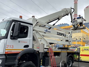 Velkému zájmu dětí i dospělých se těšili energetici z ČEZ Distribuce z nedaleké rozvodny Chotějovice